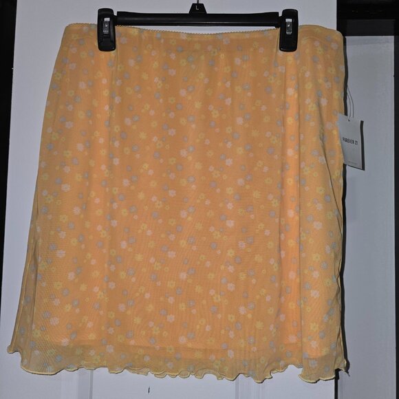 Forever 21 Plus Women's Yellow Floral Mini Skirt Size 1X - Picture 2 of 9